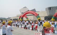 "绿地商务城"杯盐城第五届百名少儿书画大赛举行